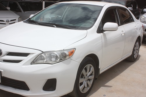 TOYOTA Corolla 2013